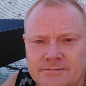 Meet your Posher, Kenneth